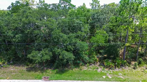 6927 W Merrivale Ln, Homosassa, FL 34446
