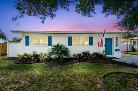 1529 Essex Dr N, Saint Petersburg, FL 33710