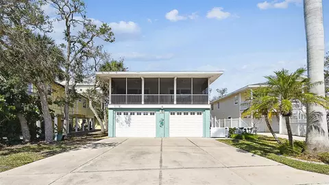 616 2nd St, Indian Rocks Beach, FL 33785