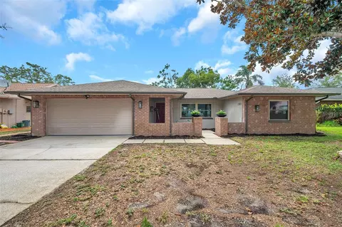 1363 Cottage Grove Rd, Tarpon Springs, FL 34689