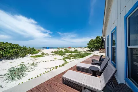 960 Gulf Blvd #5, Indian Rocks Beach, FL 33785