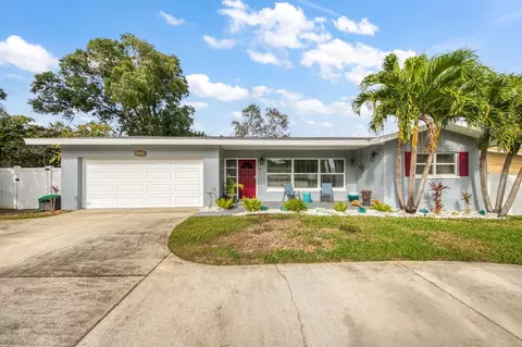 3173 Fountainhead Dr, Largo, FL 33770