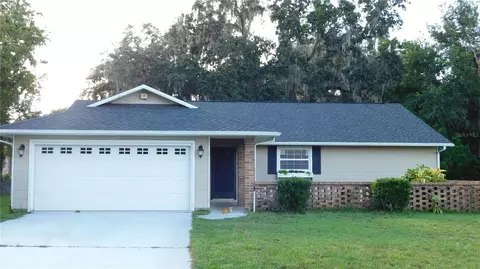 6605 Foxmoor Dr, Zephyrhills, FL 33542