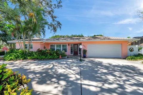 3898 49th Ave S, Saint Petersburg, FL 33711
