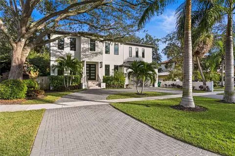 503 W Davis Blvd, Tampa, FL 33606