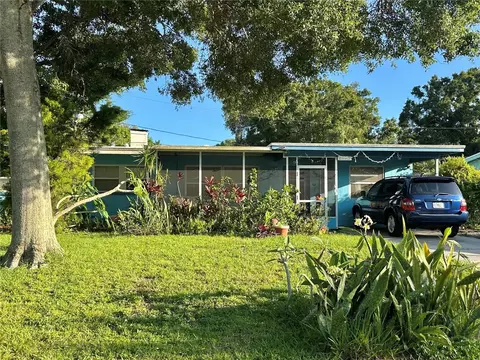 1605 Logan St, Clearwater, FL 33755