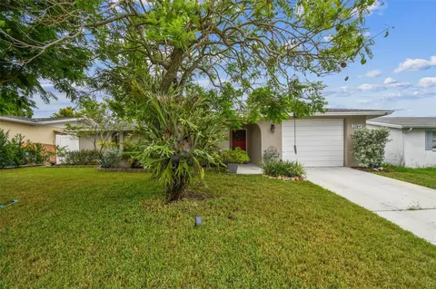 5744 Thrush Dr, New Port Richey, FL 34652
