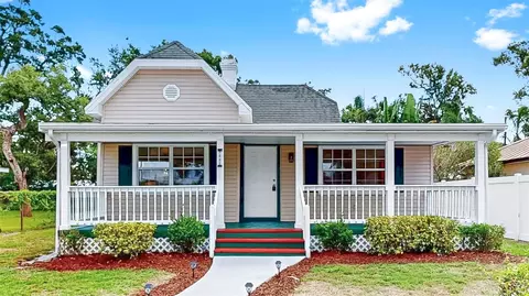 1005 45th St W, Bradenton, FL 34209