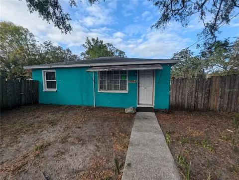 1028 E 93rd Ave #A, Tampa, FL 33612