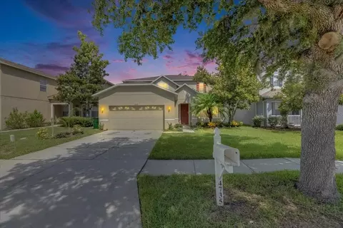 4735 Red Pine Way, Wesley Chapel, FL 33545