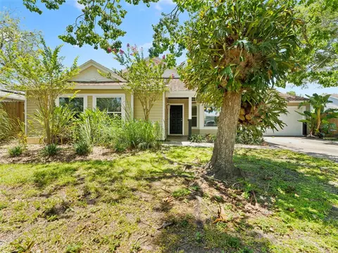 2068 Diane Ave, Palm Harbor, FL 34683