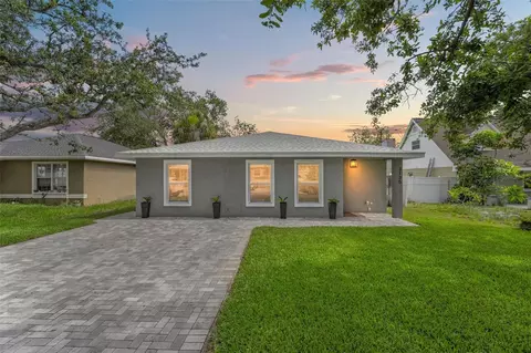 3135 W Varn Ave, Tampa, FL 33611