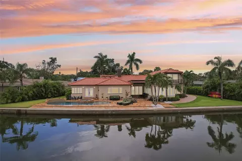 4830 Paradise Way S, Saint Petersburg, FL 33705
