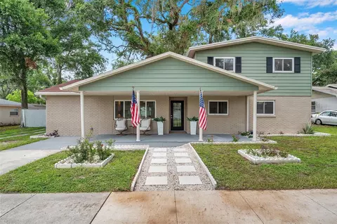 205 W Wheeler Rd, Seffner, FL 33584