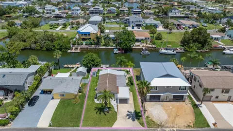 4059 Orient Dr, Hernando Beach, FL 34607