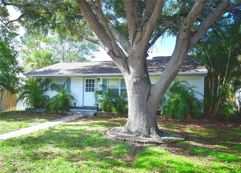 5628 2nd Ave N, Saint Petersburg, FL 33710