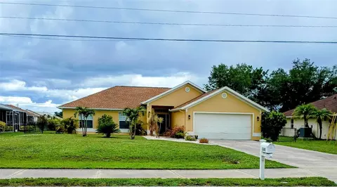 1185 Rio De Janeiro Ave, Punta Gorda, FL 33983
