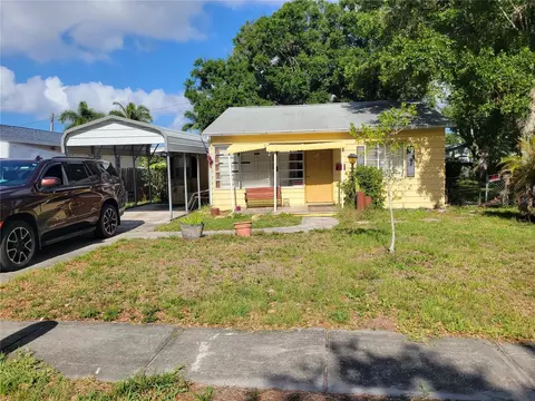 6818 59th St N, Pinellas Park, FL 33781