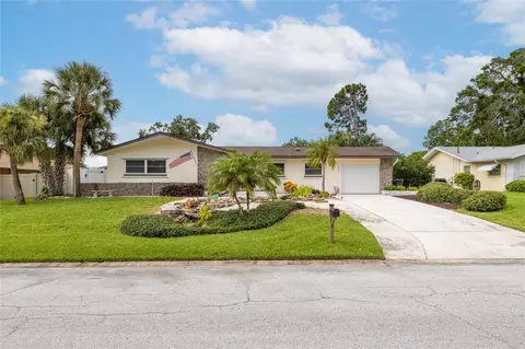 1251 Fairway Dr, Dunedin, FL 34698