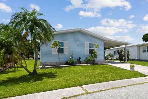 427 Pelican Dr S, Oldsmar, FL 34677