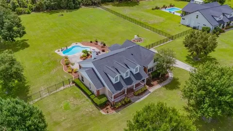 10510 Lithia Estates Dr, Lithia, FL 33547