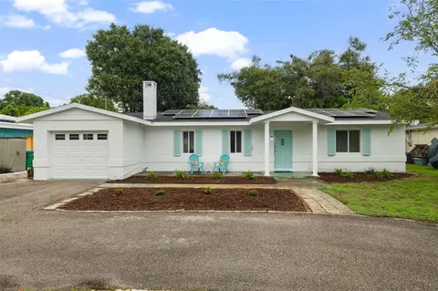 4753 58th St N, Kenneth City, FL 33709