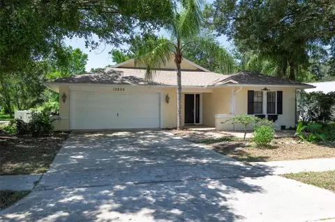 13205 Woodward Dr, Hudson, FL 34667
