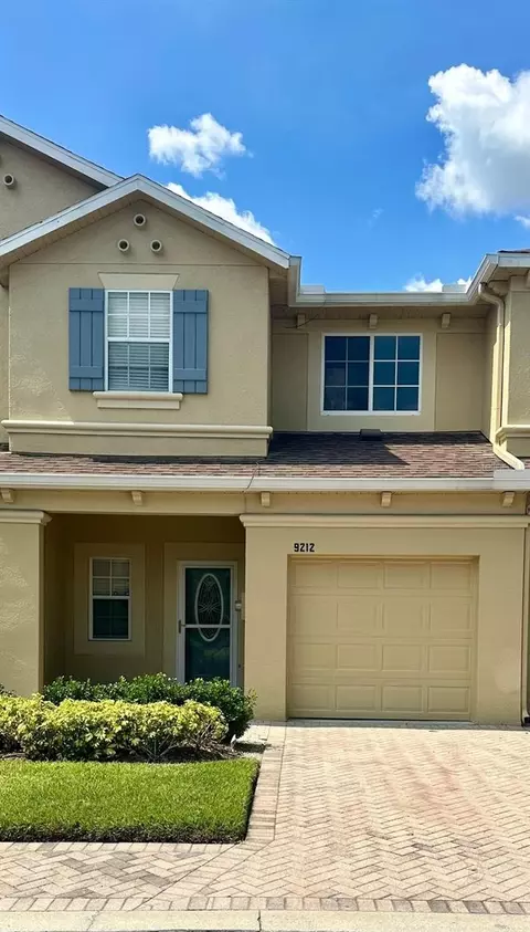 9212 River Rock Ln, Riverview, FL 33578