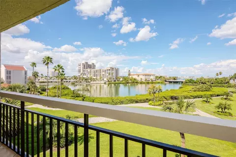 7893 Sailboat Key Blvd S #304, South Pasadena, FL 33707