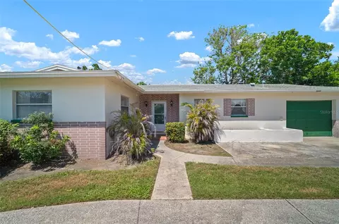 2502 Tropical Shores Dr SE, Saint Petersburg, FL 33705