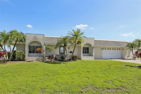 1717 Danbury Dr, Sun City Center, FL 33573