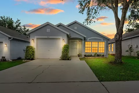 547 Summer Sails Dr, Valrico, FL 33594