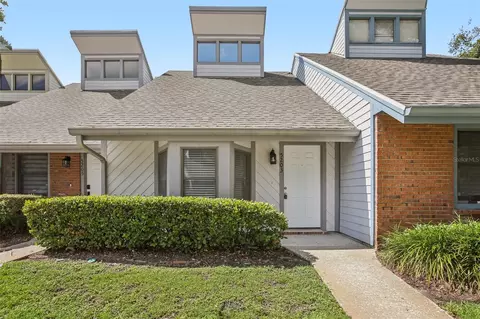 5203 Oak Charter Ct #5203, Temple Terrace, FL 33617