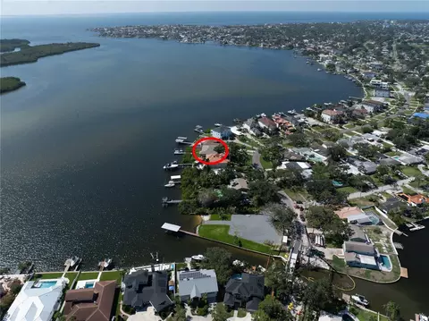 6663 Bayou Grande Blvd NE, Saint Petersburg, FL 33702