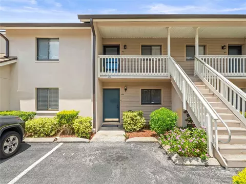9804 Lombard Ct #104, Tampa, FL 33618