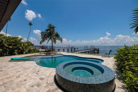 3319 Bayshore Blvd NE, Saint Petersburg, FL 33703