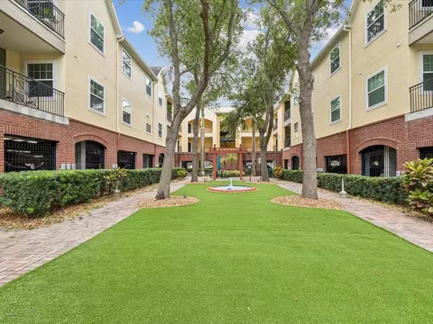 2010 E Palm Ave #14303, Tampa, FL 33605