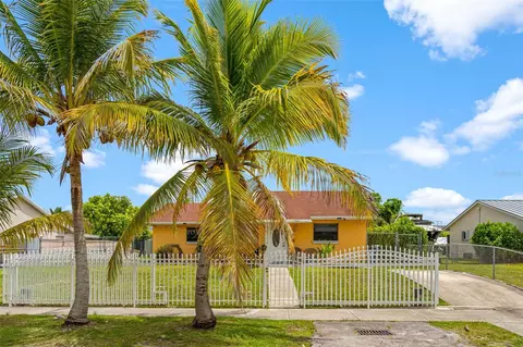 15950 SW 302nd Ter, Homestead, FL 33033