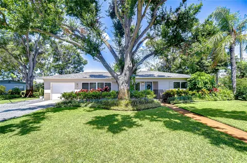 2201 Horan Way S, Gulfport, FL 33707