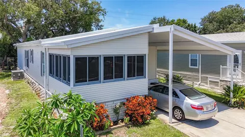 9790 66th St N #353, Pinellas Park, FL 33782