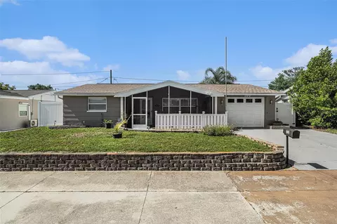 5128 Billings Dr, Holiday, FL 34690