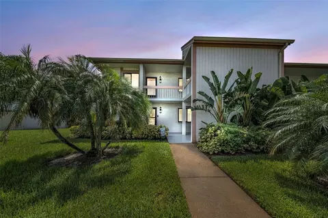 180 Lakeview Way #180, Oldsmar, FL 34677