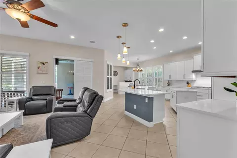 6207 Bleeker St, Riverview, FL 33578 photo 8