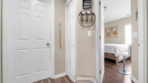 Entry Way - 7120 Forest Mere Dr, Riverview, FL 33578 photo 5 of 5