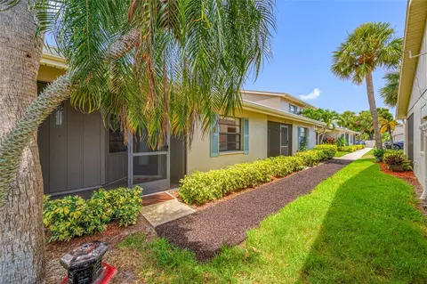 2131 Ridge Rd S #19, Largo, FL 33778