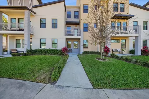 2568 13th Ave N, Saint Petersburg, FL 33713