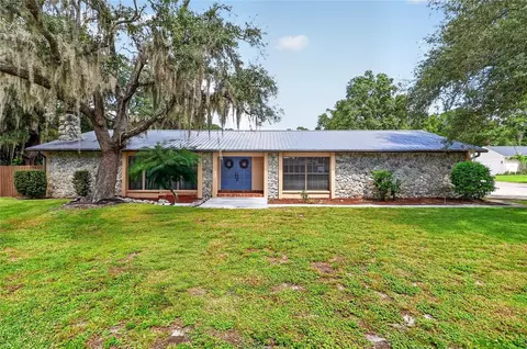 3011 Lake Ellen Dr, Tampa, FL 33618