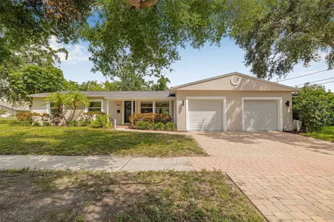 8010 Par Ave N, Saint Petersburg, FL 33710