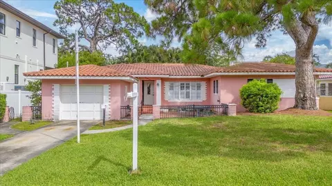 267 Snell Isle Blvd NE, Saint Petersburg, FL 33704