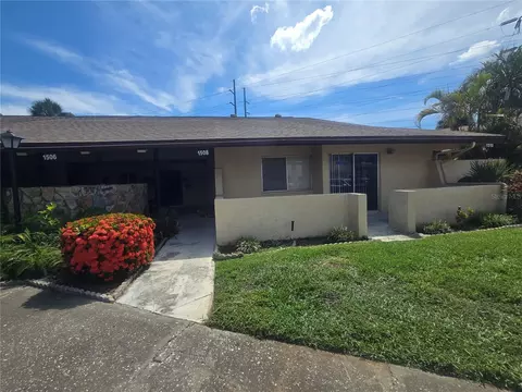 1508 16th Cir SE, Largo, FL 33771